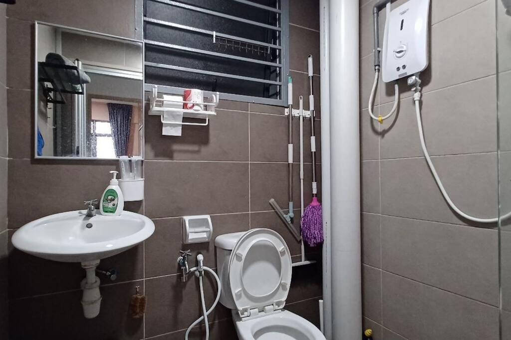 Homestay Arc Cozyhome Austin Hills 4-5Pax Johor Bahru Exterior photo