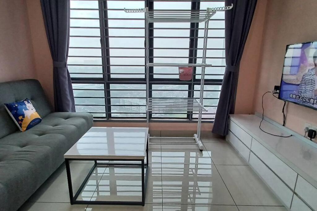 Homestay Arc Cozyhome Austin Hills 4-5Pax Johor Bahru Exterior photo